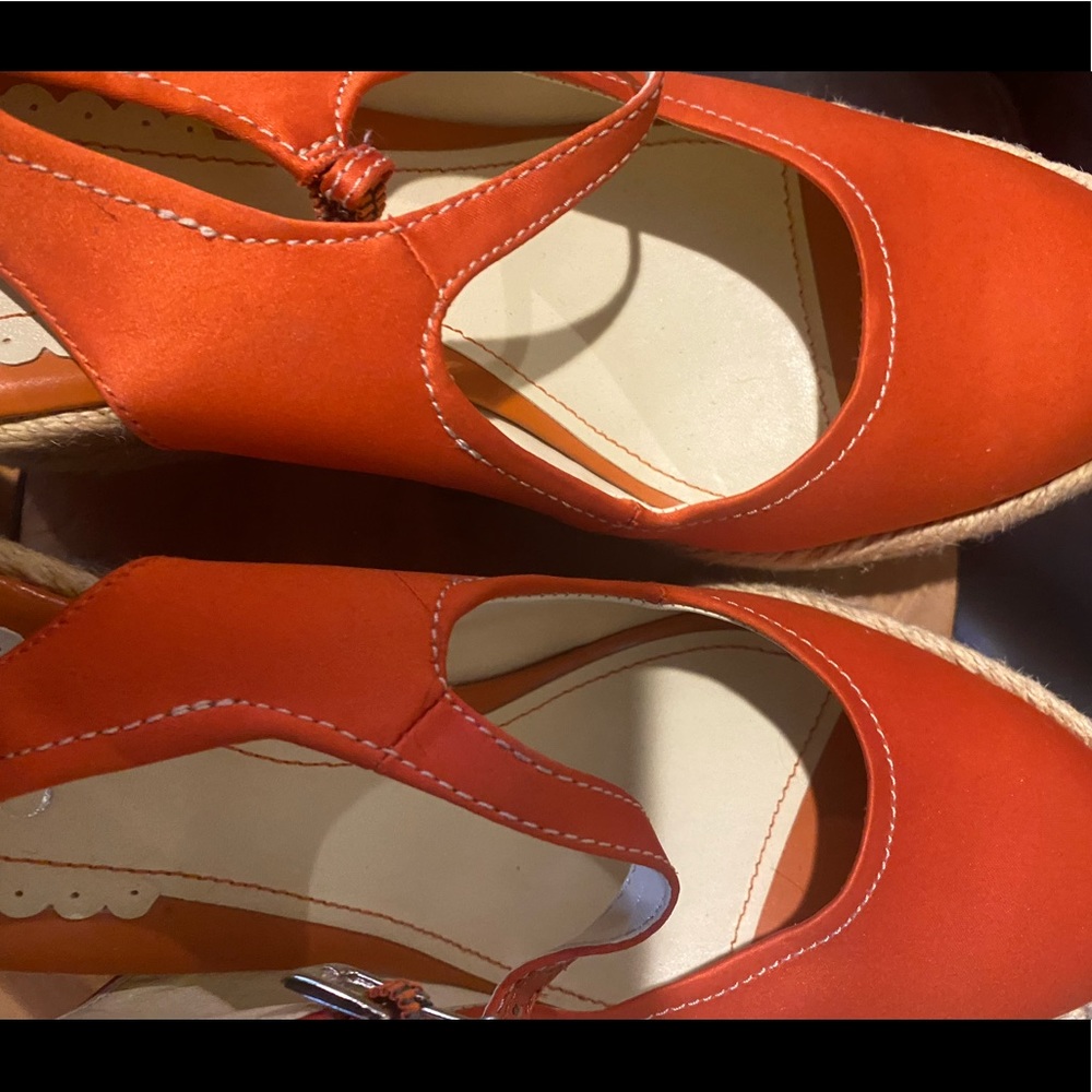 Burn orange / Good condition